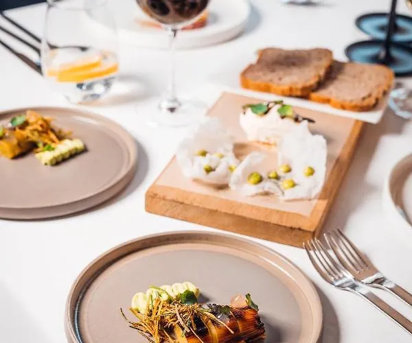 Hot_Elarnia Hotel & Spa Hotel